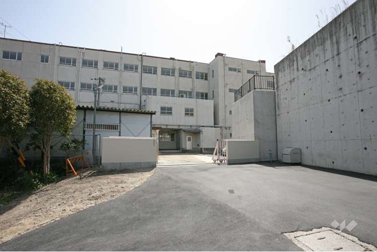 東陵中学校の写真