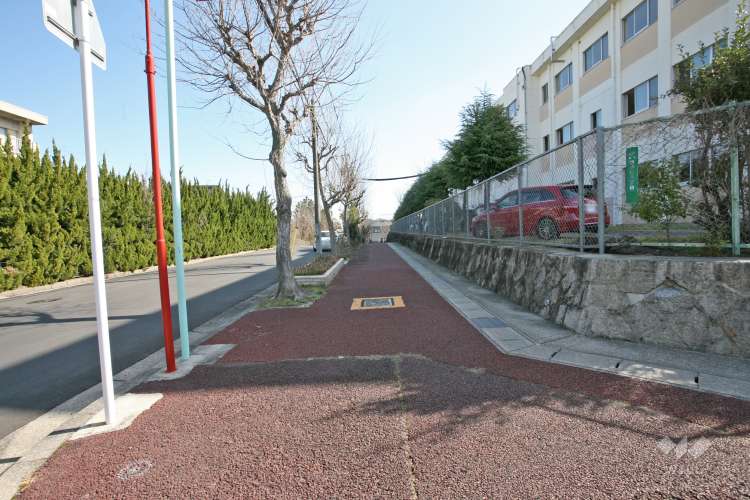 鳴子台中学校の写真