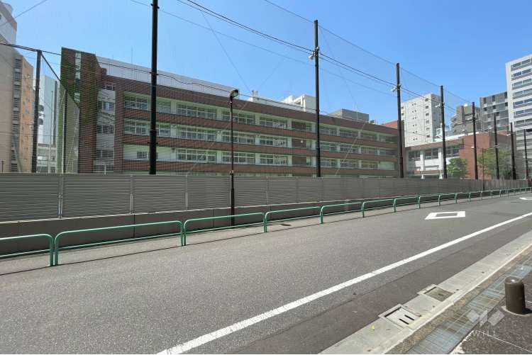 神田一橋中学校の写真