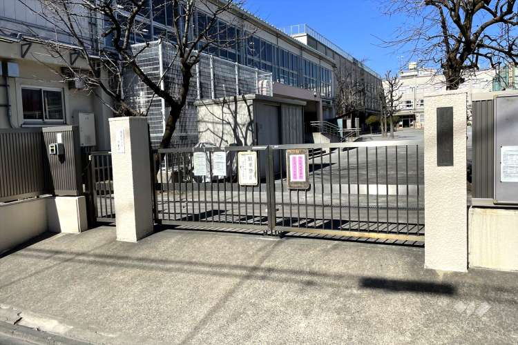 西伊興小学校の写真