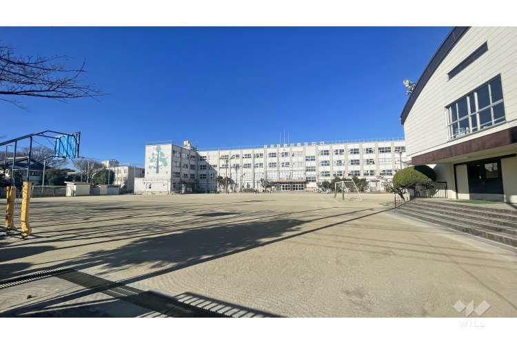 第六中学校の写真