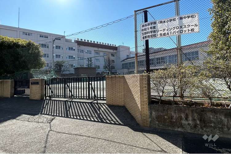 興本扇学園（西校舎）の写真