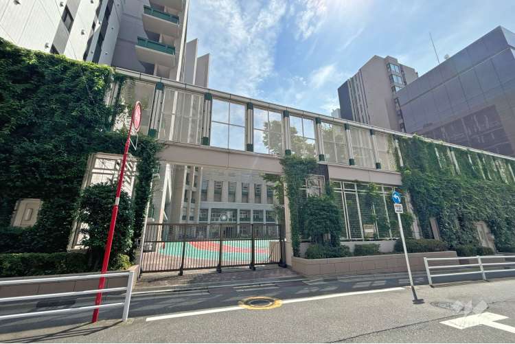 日本橋小学校の写真