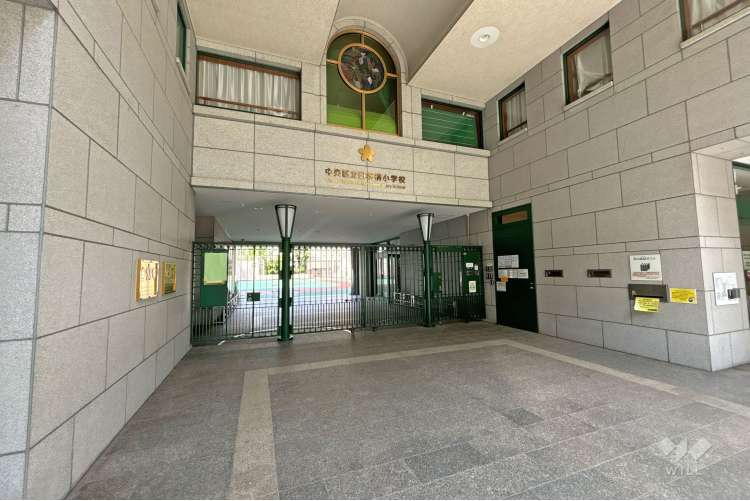 日本橋小学校の写真