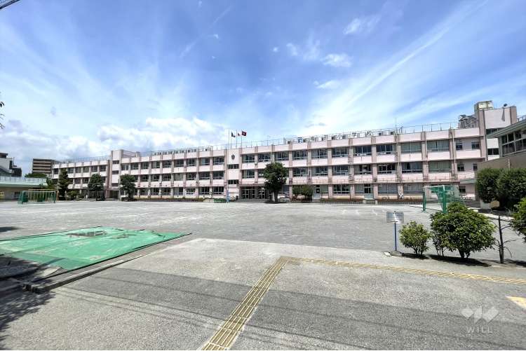 梅田小学校の写真