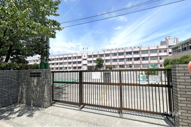 梅田小学校の写真