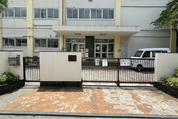 小松南小学校の写真