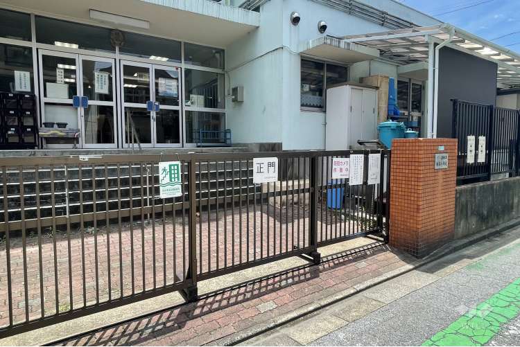 新宿小学校の写真