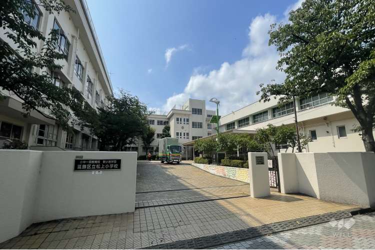 松上小学校の写真
