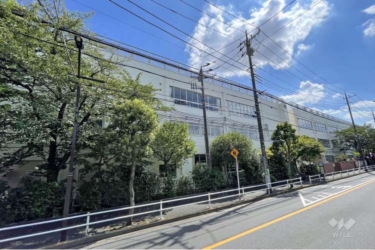 東綾瀬小学校の写真