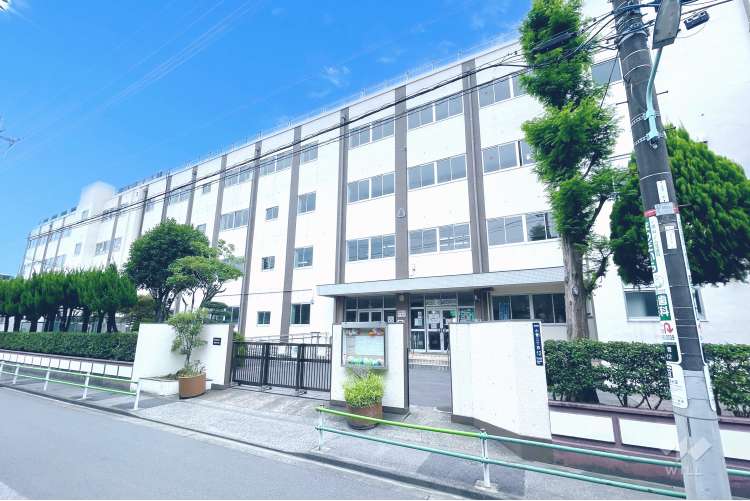 綾瀬中学校の写真