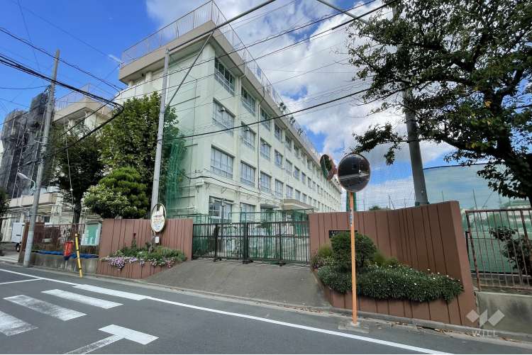 葛美中学校の写真