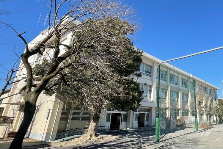 登戸小学校の写真