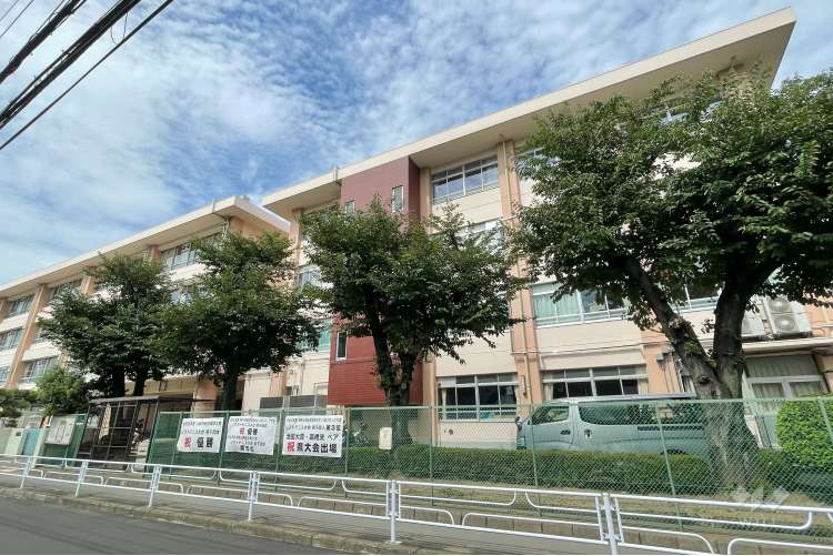 菅中学校の写真
