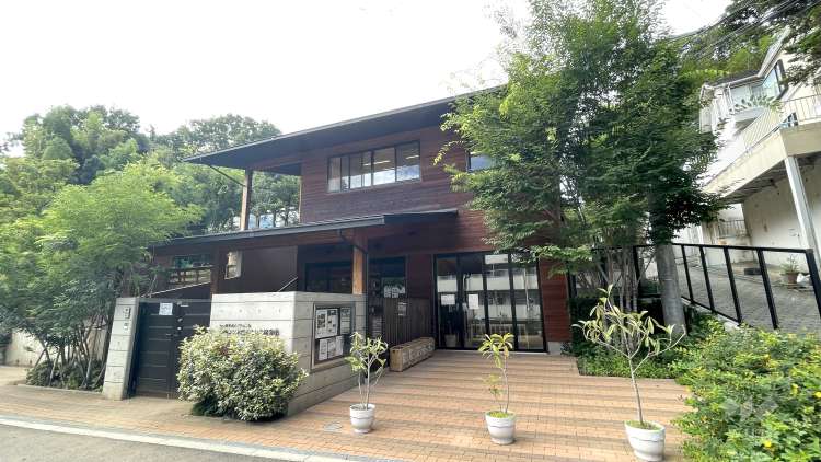 読売ランド前どろんこ保育園の写真