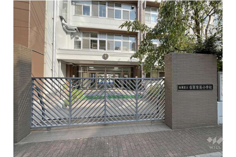 台東育英小学校の写真