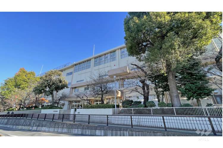 忍岡中学校の写真