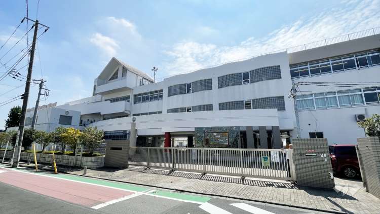 西御幸小学校の写真