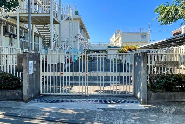 武蔵台小学校の写真