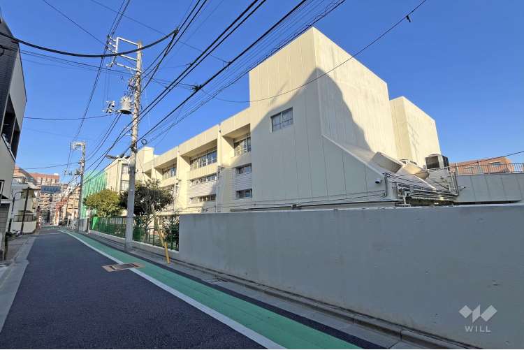 鶴巻小学校の写真