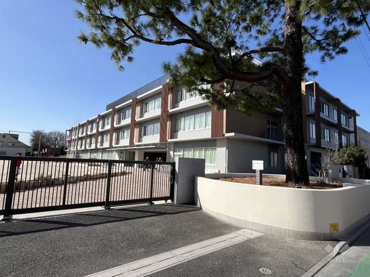 関町北小学校の写真