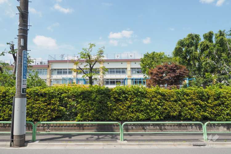 春日小学校の写真