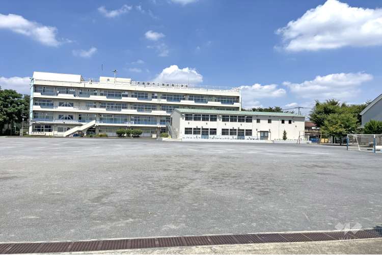 関前南小学校の写真