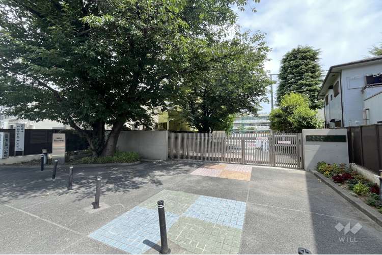三鷹の森学園高山小学校の写真