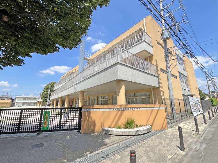 鷹南学園東台小学校の写真