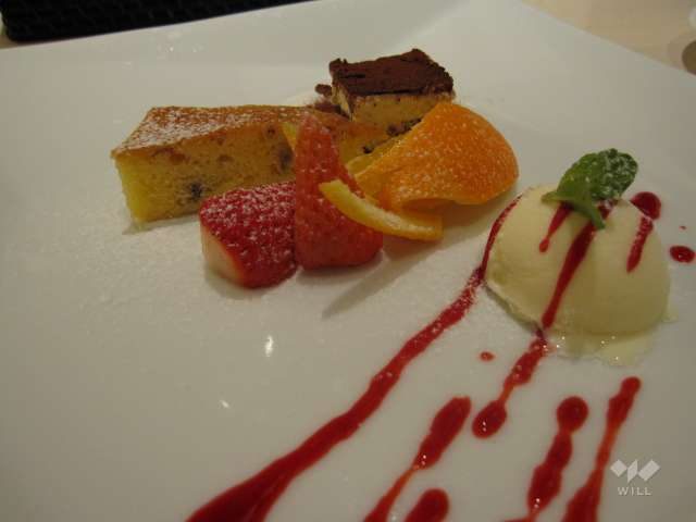 WINE&DINING SOSH (ワイン&ダイニング ソッシュ)の写真
