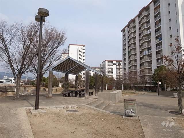 東川親水中公園と東川親水北公園の写真