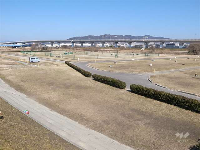 川西市東久代運動公園の写真