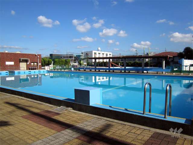 芦原公園市民プールの写真