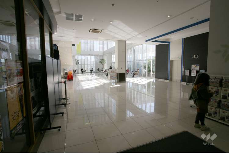 ヒルズウォーク 徳重ガーデンズの写真