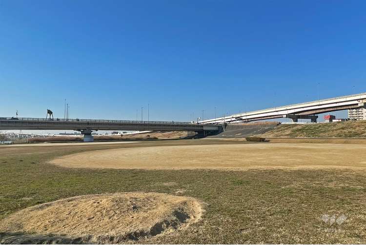 荒川千住新橋緑地の写真