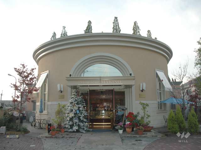 ケーキファクトリー　ムッシュマキノ1