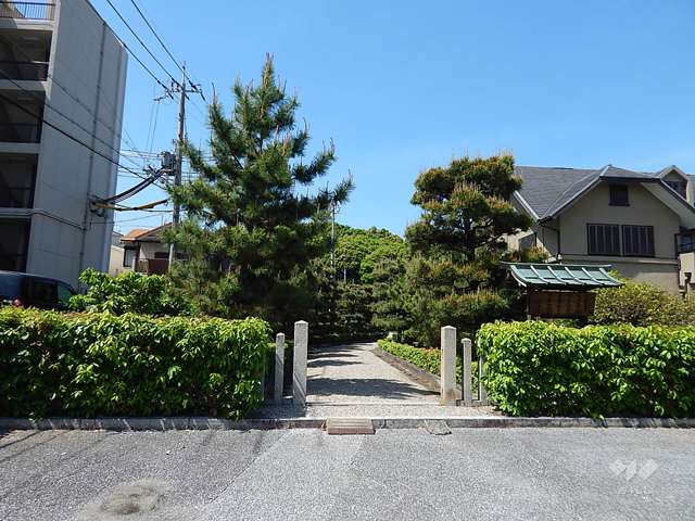 太田茶臼山古墳2