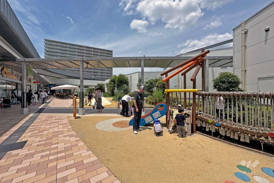 もりのみやキューズモールBASE3