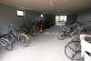 屋内に設けられた駐輪場