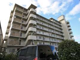 三津屋グリーンハイツ外観