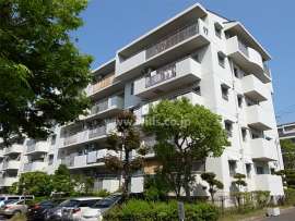 公団千里緑丘団地１７号棟