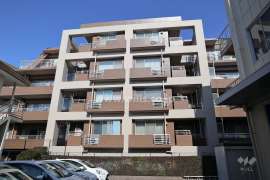 一社東パークホームズ外観