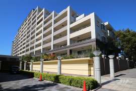 プレシアスシティ・ザ・シーズンズA棟外観