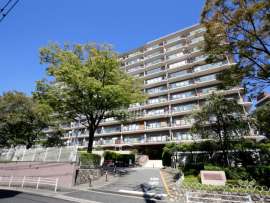 ローレルハイツ千里3号棟