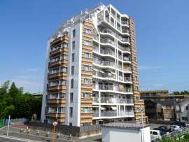 南千里ガーデンズ外観