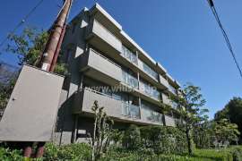 八事月見ヶ岡シティハウスウエストガーデン外観