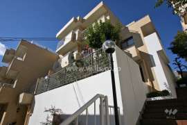 クープレット八事6号棟外観