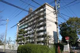 鳴海西団地1号棟