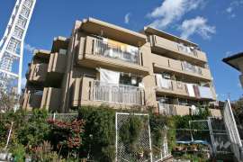 真栄マンション青山