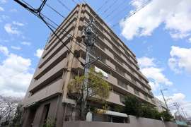 アジュール瀬戸